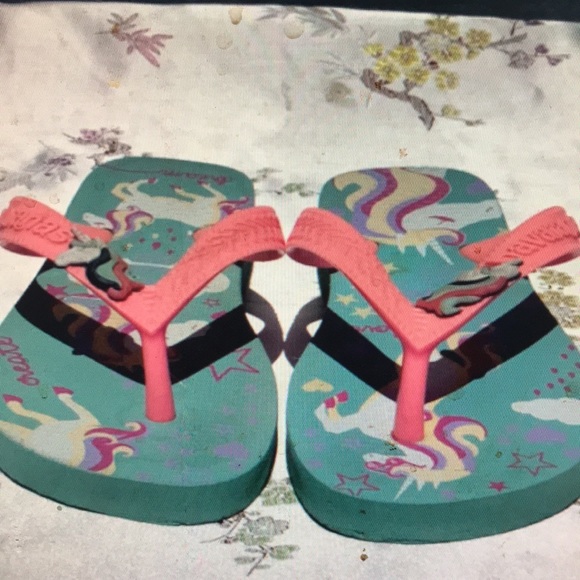 Girls Flip Flops - Picture 2 of 3